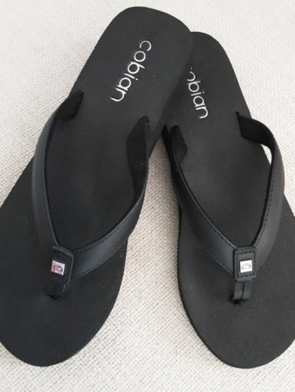 COBAIN- Skinny Bounce 2-Black Flip Flops- Sz 8-Chic Comfort Strap-NWOB